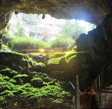 Tacchihousepanorama Willa Jerzu