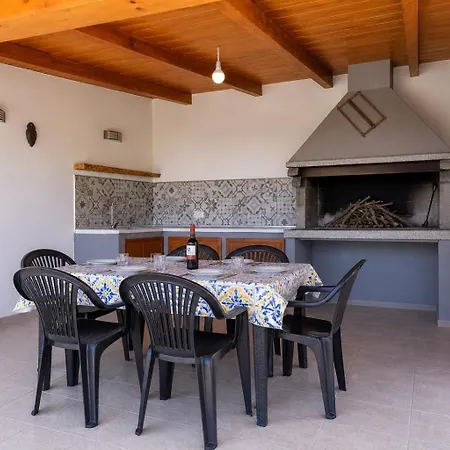 Tacchihousepanorama Villa *
