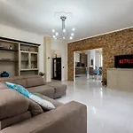 Βίλα Tacchihousepanorama *